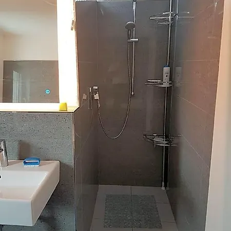 Hotel Maisonette With Fantastic View Usingen